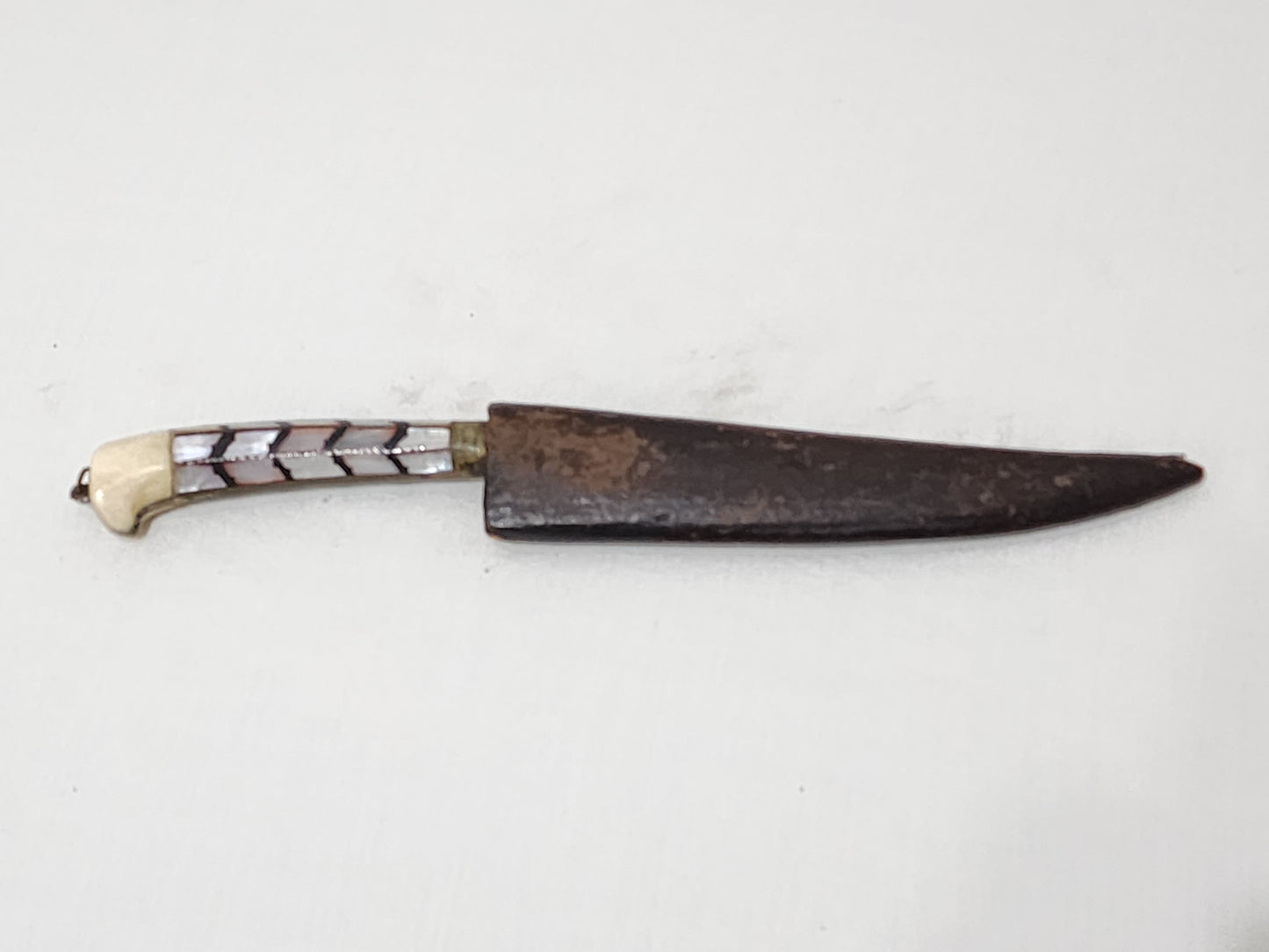 Small Mother of Pearl Kard 2