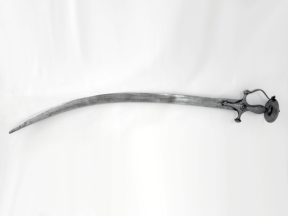 Gun-Hilt Tulwar 5